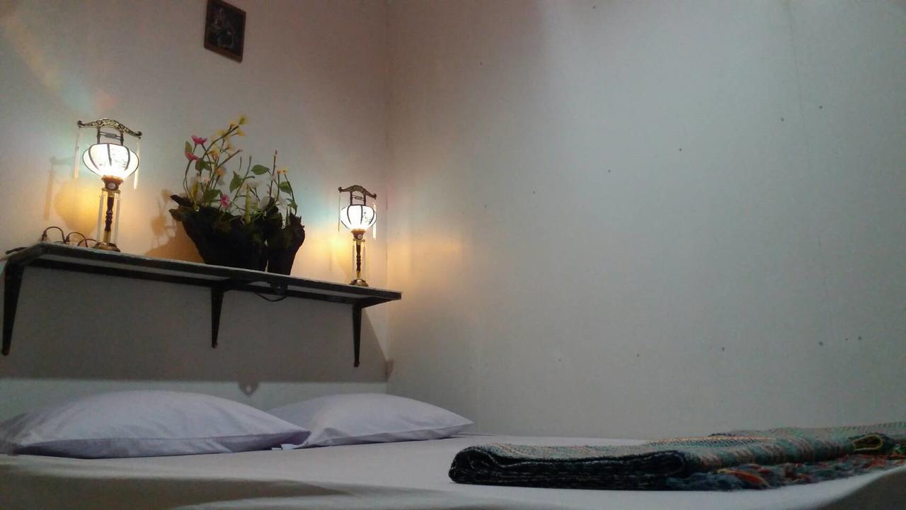 Adchara Mansion Hotell Chiang Rai Exteriör bild