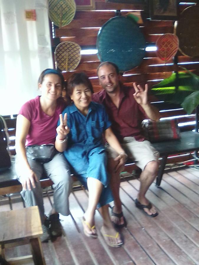 Adchara Mansion Hotell Chiang Rai Exteriör bild